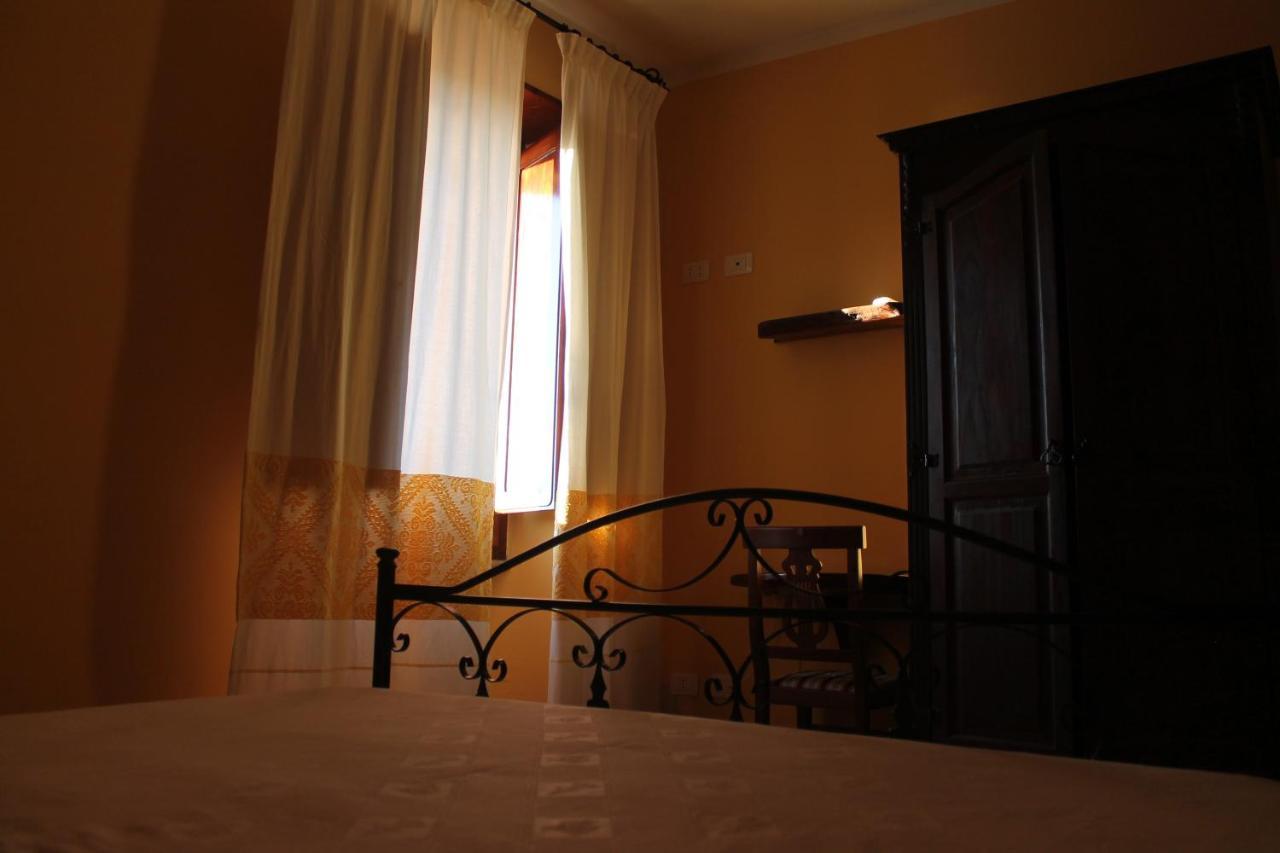 S'Alzolitta Hotel Magomadas ภายนอก รูปภาพ